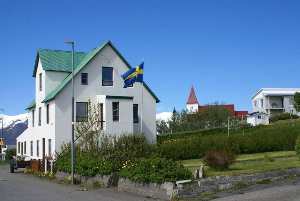 Asgarthur Hrisey Exterior photo
